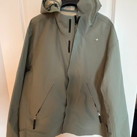 Stone Island Green 3L Jacket - Picture 2 of 5